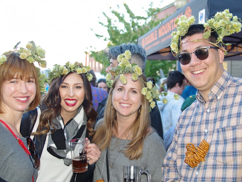 Hood-River-Hops-Fest-2015-hop-crown