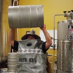 Top-Rung-Brewing-Hoptoberfest-keg-lifter