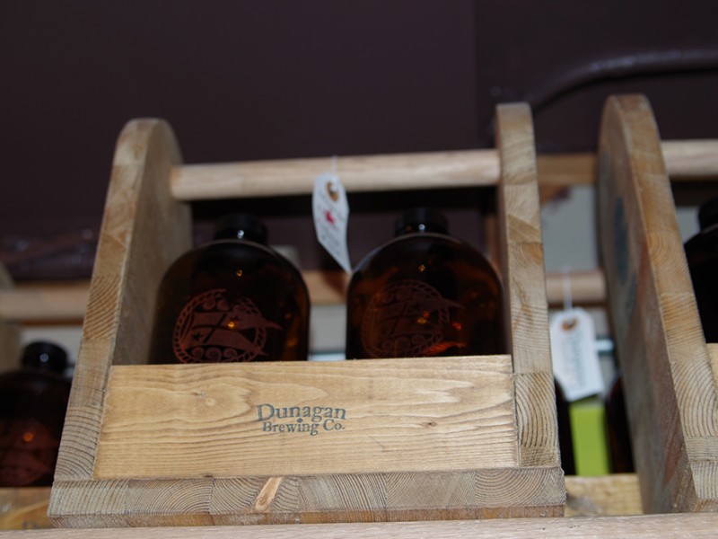 Dunagan-Brewing-Co-Tacoma-growlers