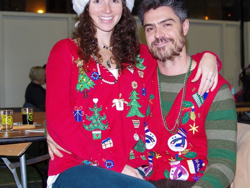 2015-Winter-Beer-Fest-Seattle-sweater-couple