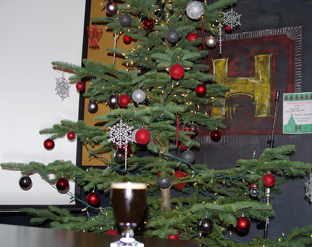 Harmon Tap Room 12 Beers Of Christmas Peaks And Pints Tacoma