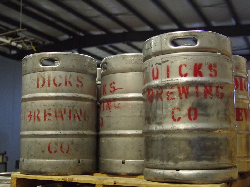Dicks-Brewing-Co-Centralia-Washington