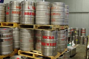 dicks-brewing-beer-for-a-cure-homebrew-competition-fundraiser-kegs