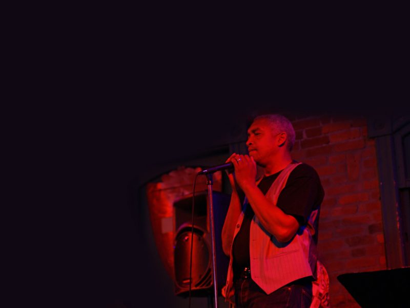 Blus-Vespers-Tacoma