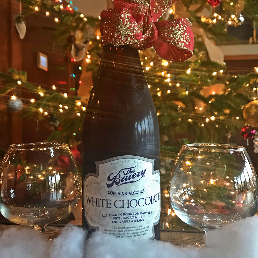 Peaks-and-Pints-Package-Present-The-Breury-White-Chocolate
