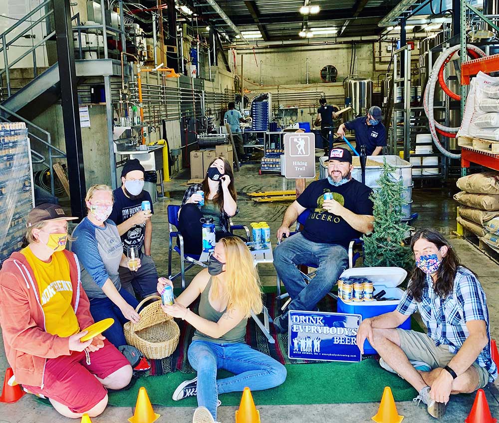 Everybodys-Peaks-and-Pints-Pop-Up-Park-IPA