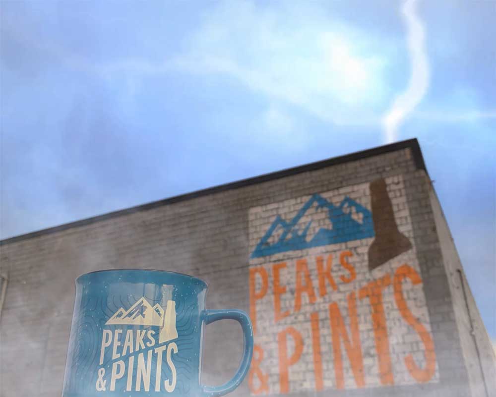 Morning-Foam-Grit-City-Costume-Paddle-and-Stoup-Whatcha-Doin-IPA-pulls